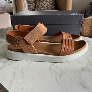 Ecco Flowt Sandals